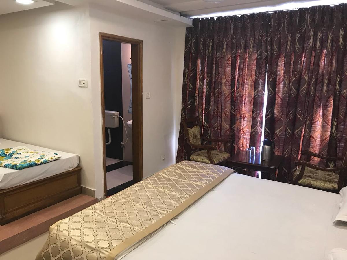 Hotel Sheratone Mount Abu Buitenkant foto