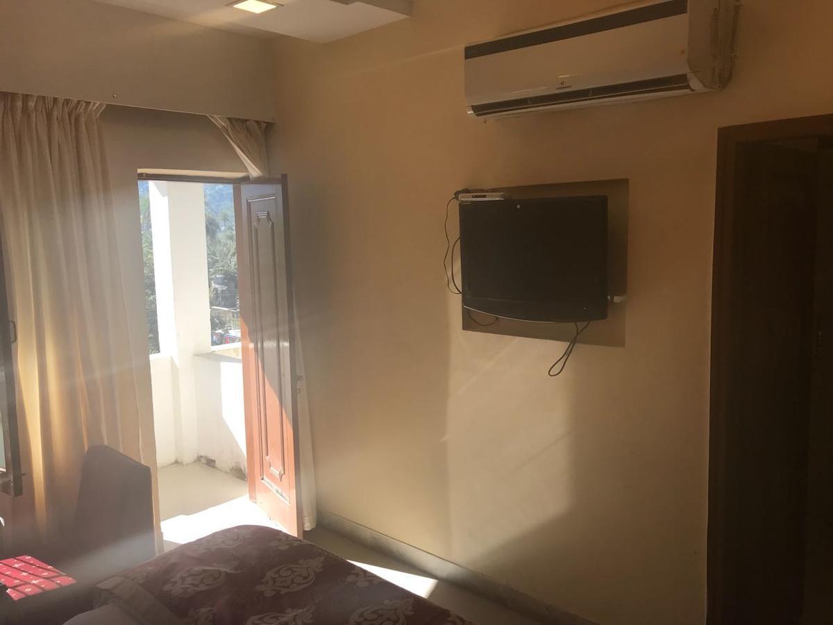 Hotel Sheratone Mount Abu Buitenkant foto